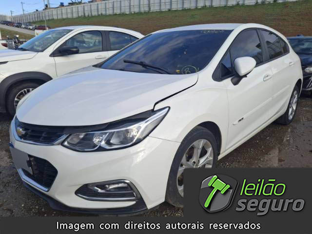 LOTE 048 CHEVROLET CRUZE HATCH